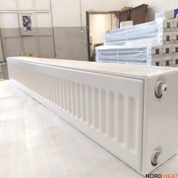 Панельный радиатор Evra Ventil Compact (тип 22 высота 200 мм длина 600 мм) нижнее 1/2