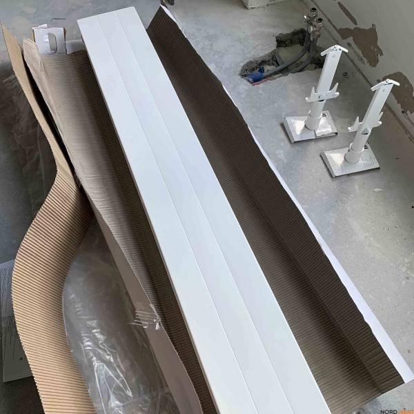 Панельный радиатор Ramo Ventil Compact (тип 21 высота 200 мм длина 600 мм) нижнее 1/2