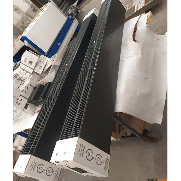 Панельный радиатор Ramo Ventil Compact (тип 33 высота 200 мм длина 900 мм) нижнее 1/2