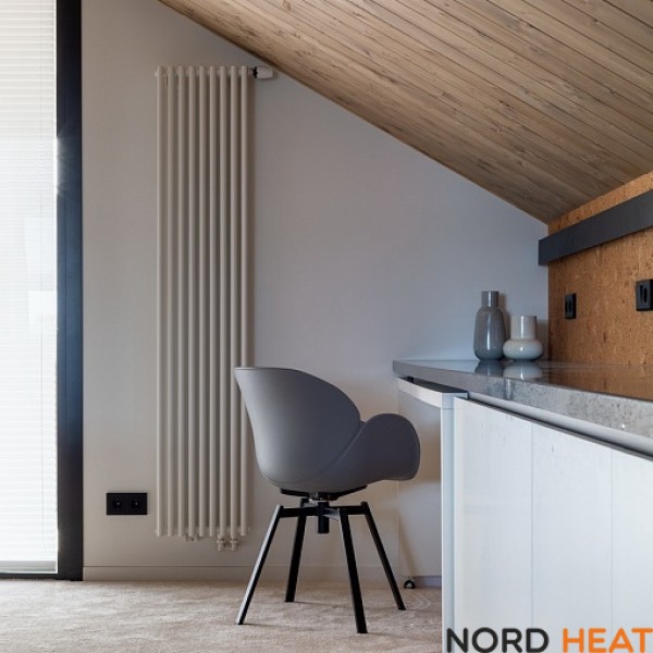 Трубчатый радиатор КЗТО А25 1-1750-6 (1-рядный высота 1784 мм 6 секций длина 211 мм) нижнее правое 1/2"