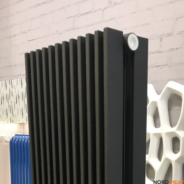 Трубчатый радиатор КЗТО Параллели 2-1750-12 (2-рядный высота 1784 мм 12 секц. длина 301 мм) RAL 9005 текстурный шелк боковое 1/2"