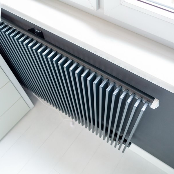 Трубчатый радиатор Параллели В (1-рядный высота 300 мм 46 секц. боковое)