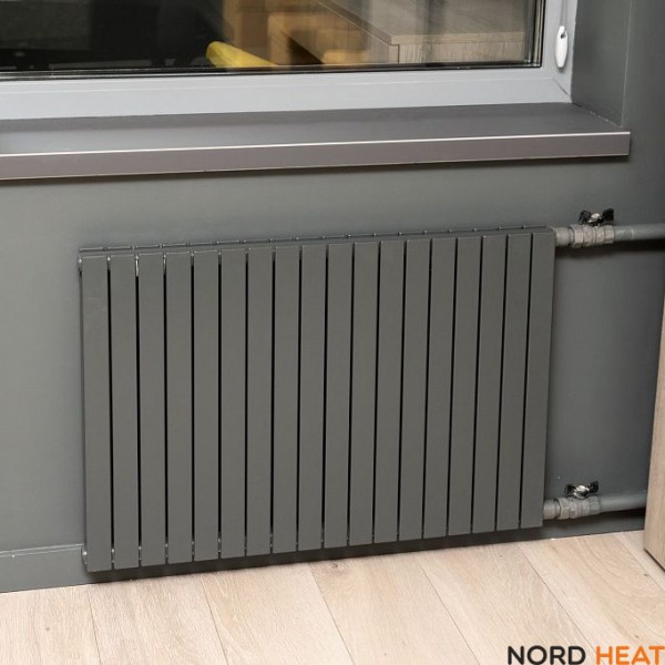 Трубчатый радиатор Соло В 2-рядный высота 500 мм 18 секций