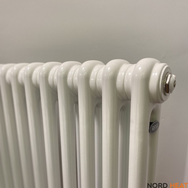 Трубчатый радиатор Rifar Tubog 2180 8 секц. (2 трубки высота 1800мм 8 секций длина 374 мм) боковое 3/4" RAL 9016 белый