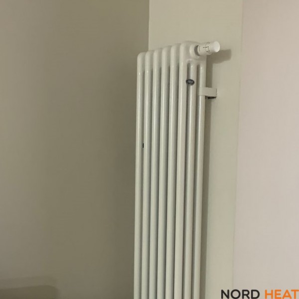 Трубчатый радиатор Rifar Tubog 3180 6 секц. (3 трубки высота 1800мм 6 секций длина 282 мм) нижнее 3/4 Трубчатый радиатор Rifar Tubog 3180 6 секц. (3 трубки высота 1800мм 6 секций длина 282 мм) нижнее 3/4