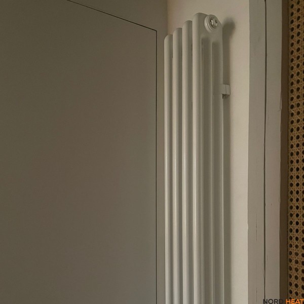 Трубчатый радиатор Rifar Tubog 3180 04 секц. (3 трубки высота 1800мм 4 секции длина 190 мм) боковое 3/4